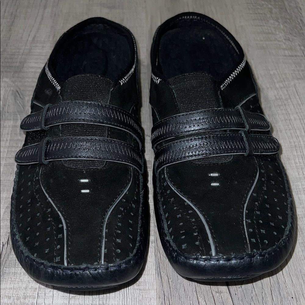 Women’s Black Casual Slip on Sneakers